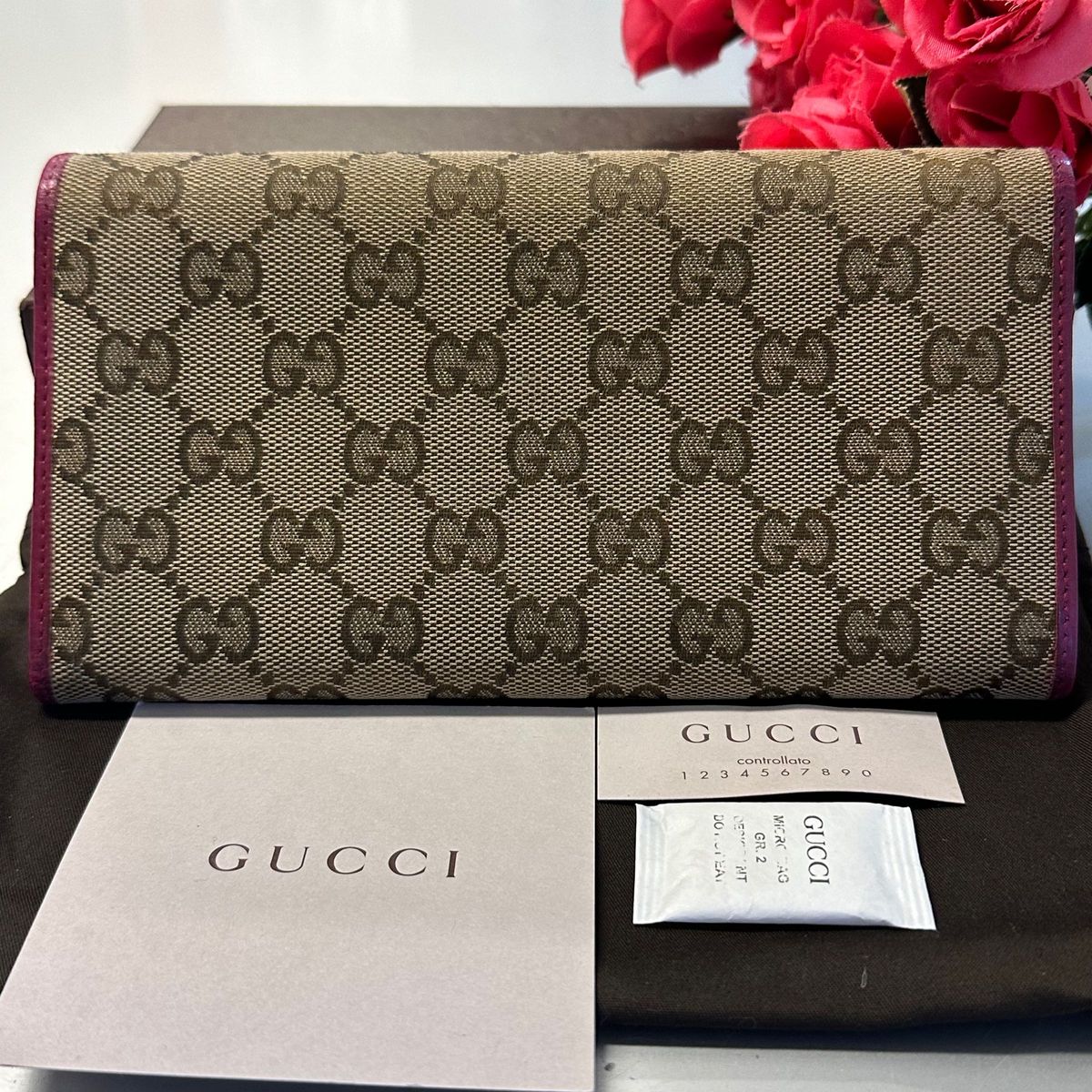 未使用に近い‼️ グッチ GUCCI 長財布 GGキャンバス ラウンドファスナー-