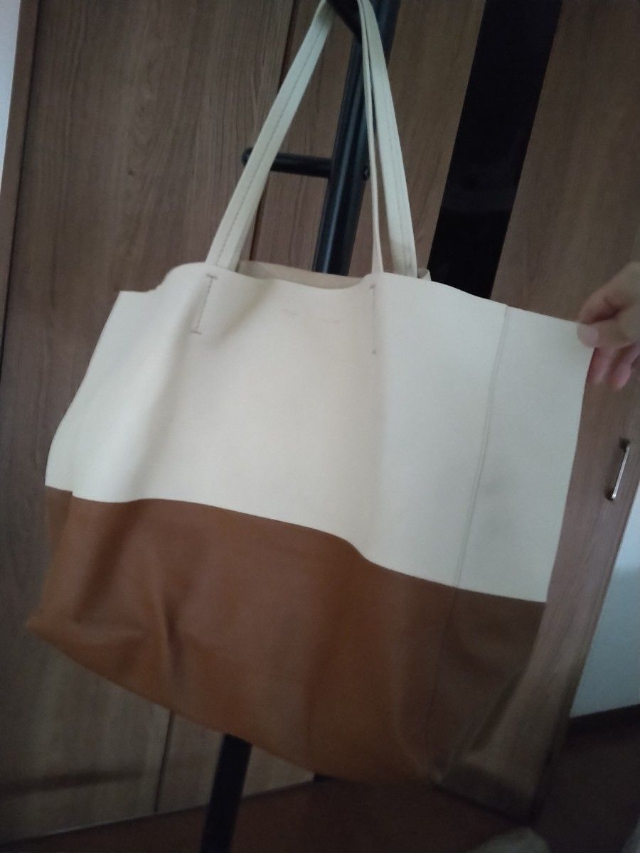 CELINE トートバッグ バイカラー|Yahoo!フリマ(旧PayPayフリマ) CELINE トートバッグ バイカラー|Yahoo!フリマ(旧PayPayフリマ)