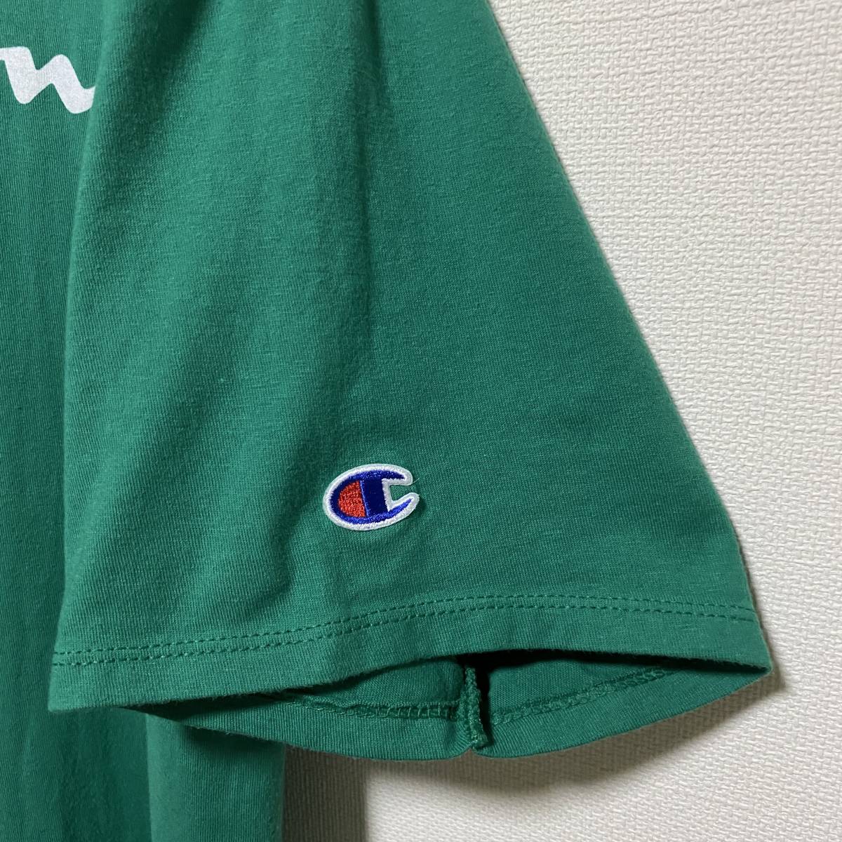 アメリカ古着　champion　チャンピオン　ロゴプリント　半袖　Tシャツ　グリーン　クルーネック　Lサイズ　【Q96】