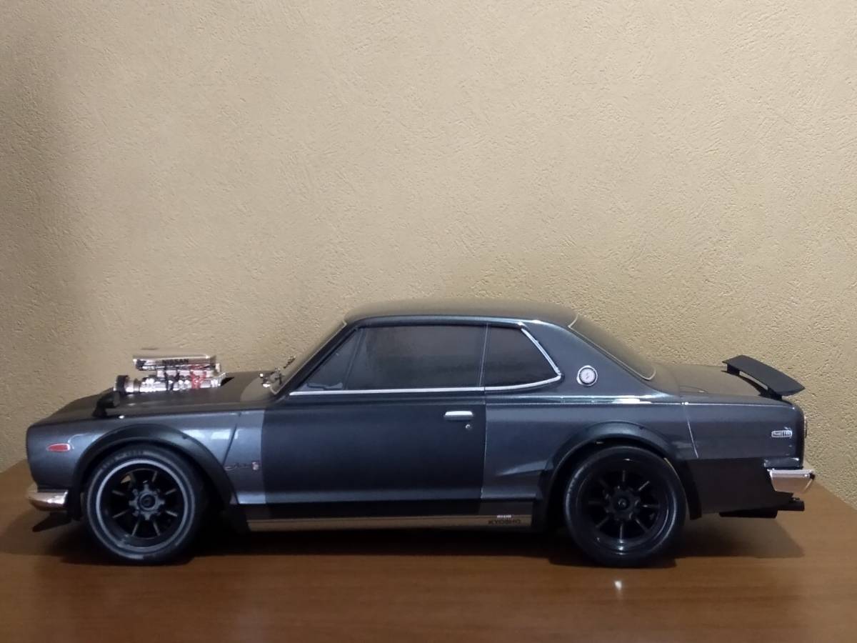 福袋 大丸 塗装組立完成品 京商1/10スカイライン2000GT-Rスーパー ボディ