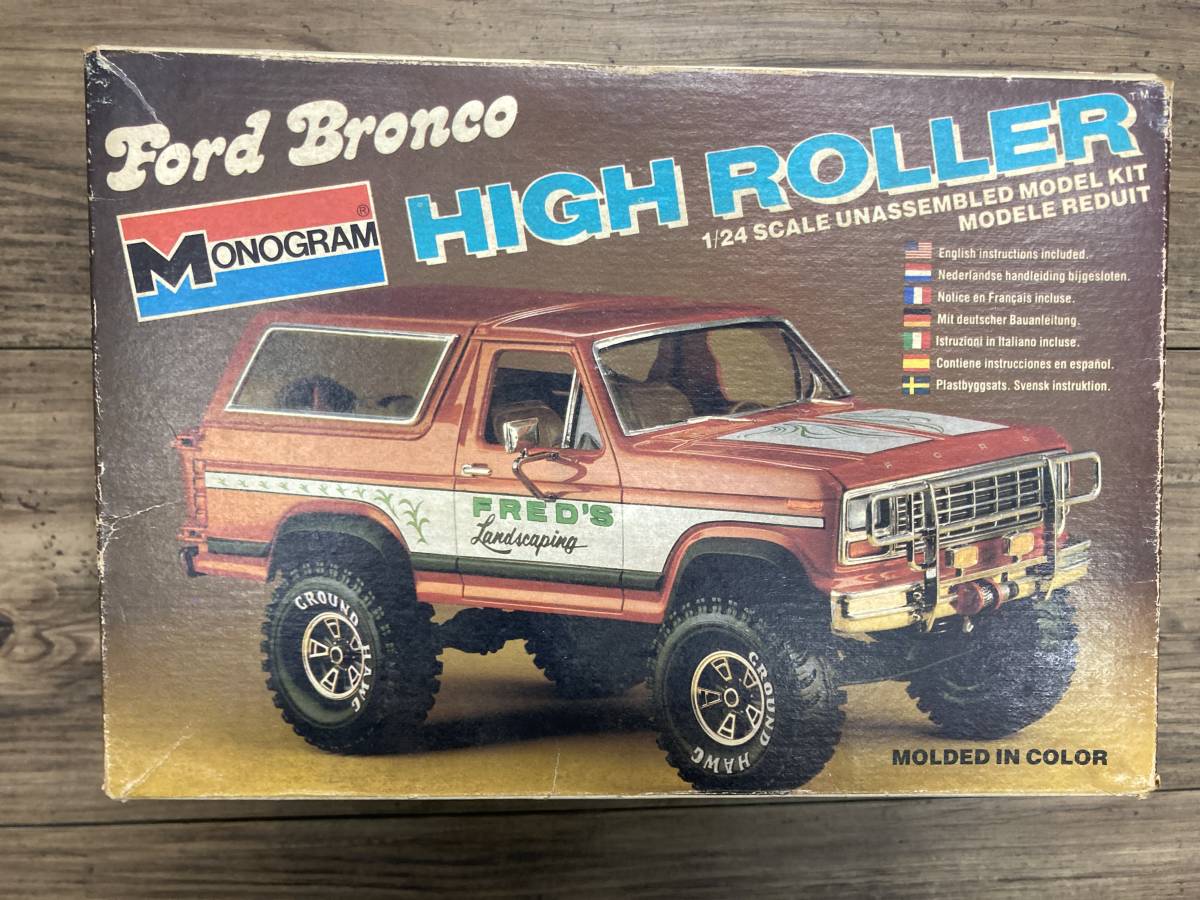 MONOGRAM1/24 Ford Bronco HIGH ROLLER　フォードブロンコ　_画像1