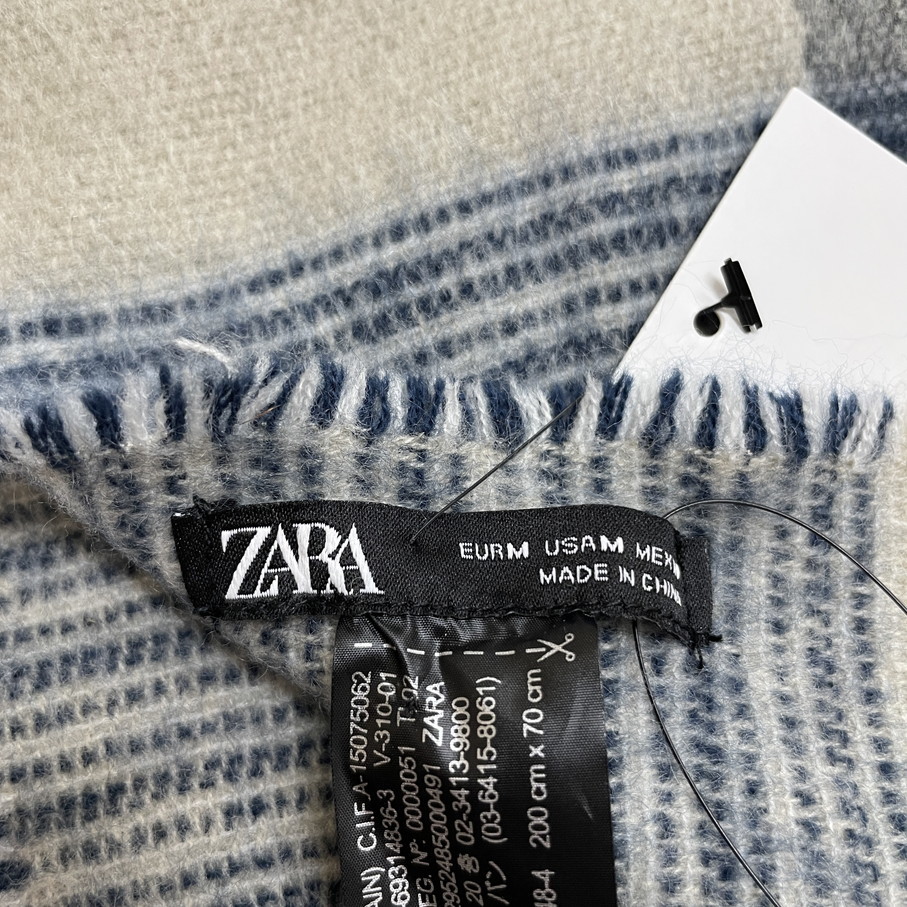 未使用品 ZARA ネイビーチェック マフラー ストール タグ レディース カジュアル アウトドア フェミニン 大人可愛いガーリー デイリー ザラ