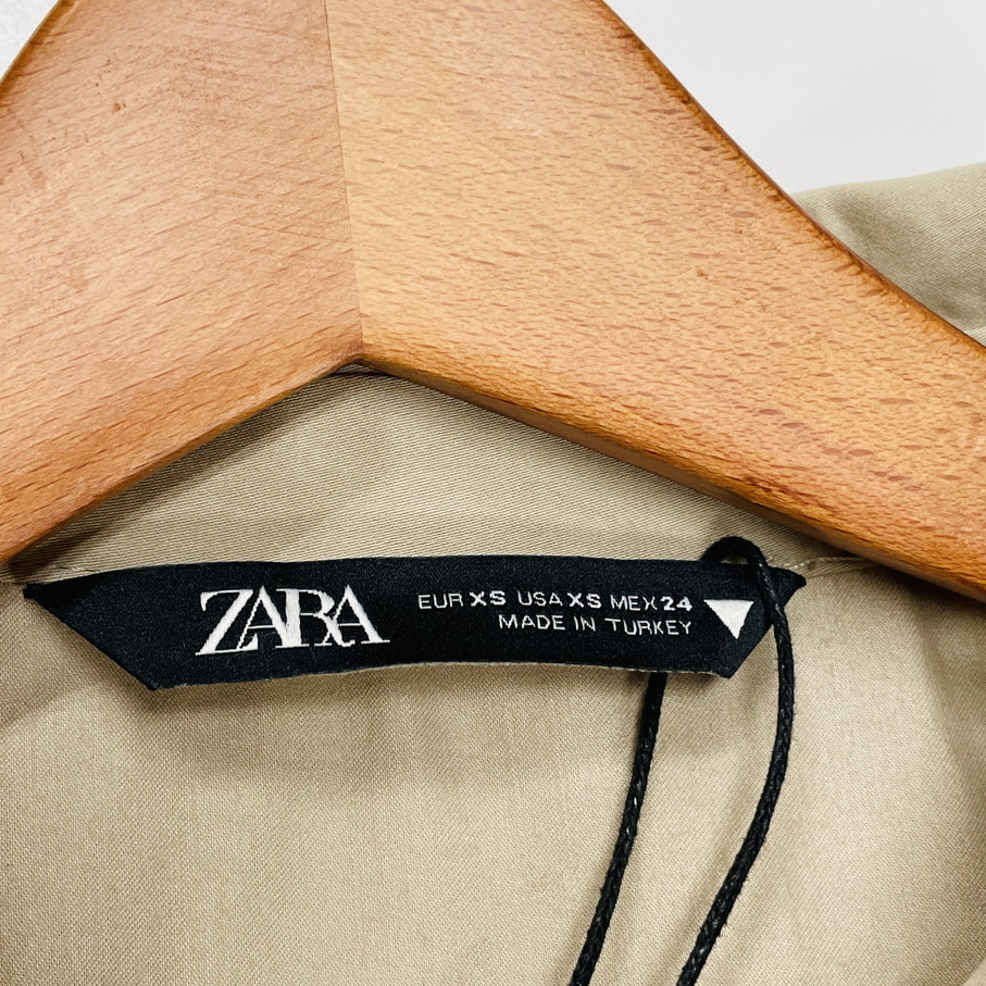 XS/ ZARA ベージュ ジッパー長袖シャツ レディース カジュアル XS/ ZARA ベージュ ジッパー長袖シャツ レディース カジュアル