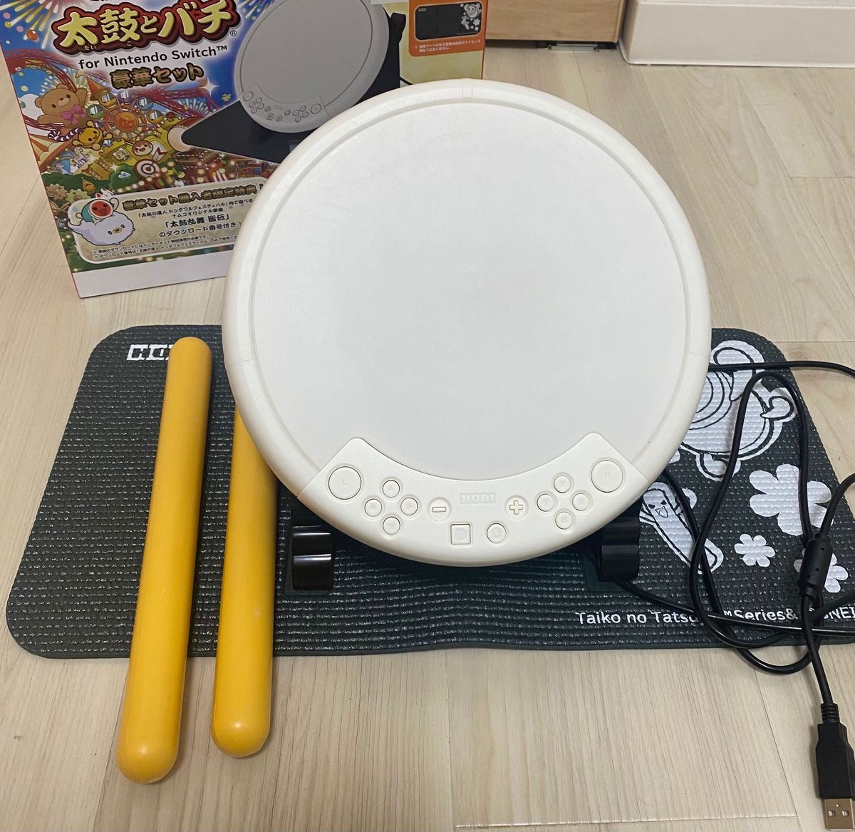 【レア】タタコンSwitch 太鼓の達人専用コントローラー太鼓とバチ　豪華セット