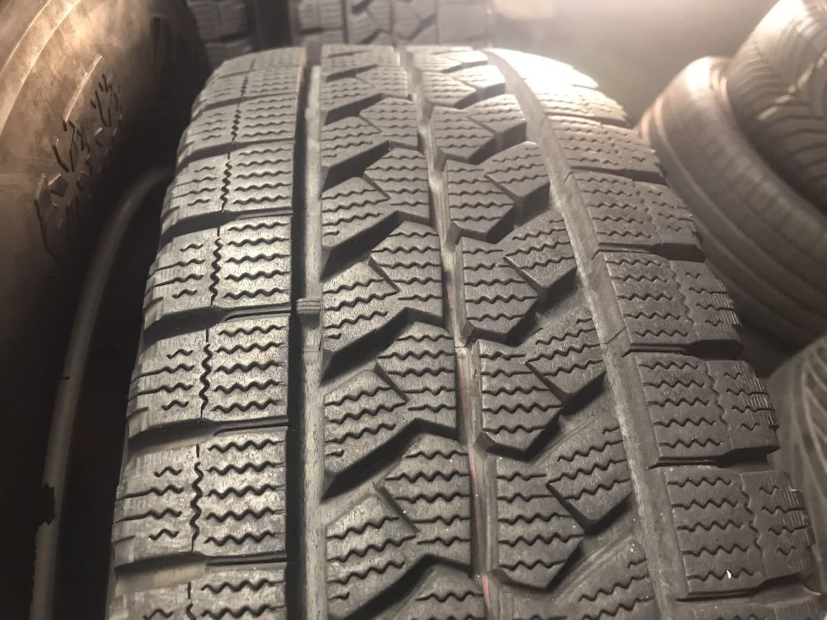 6t-76)冬 215/70R17.5 BRIDGESTONE Blizzak W979 2016年 8.5分山以上トヨタ コースター 日野リエッセII TOPY製 DF2B 6.0J PCD203.2 5穴_画像7