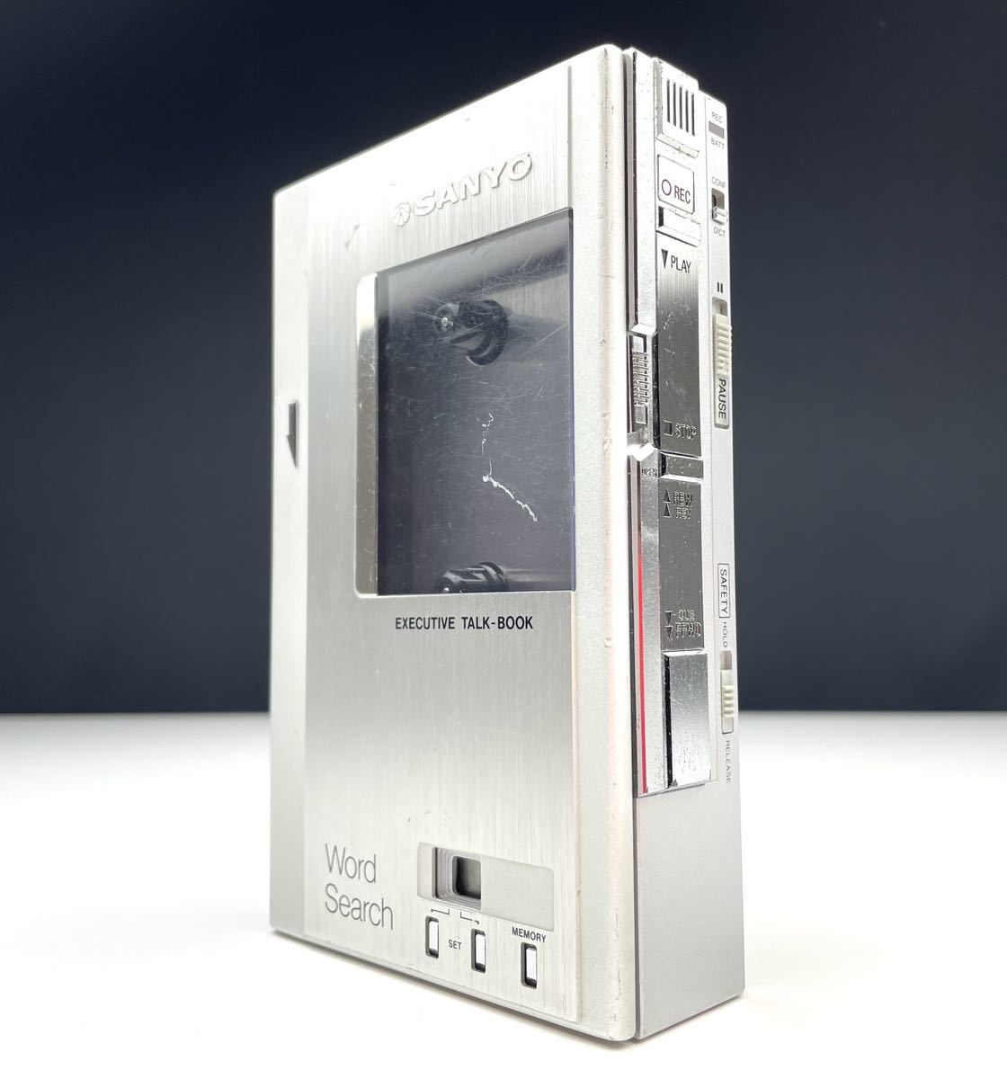 【SANYO】カセットテープレコーダー TRC2700 ポータブル ウォークマン _画像1