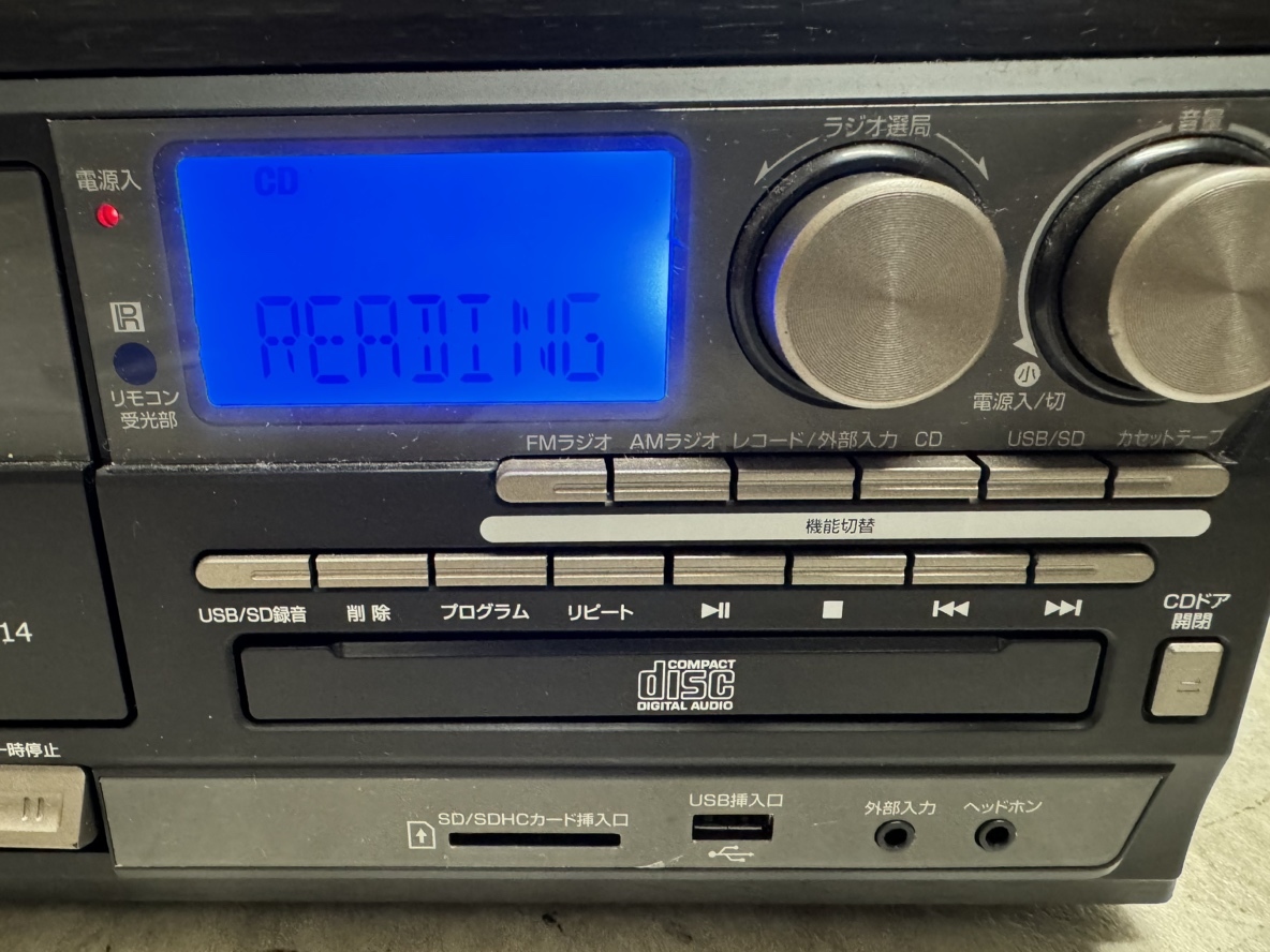 【通電OK】とうしょう TCD-114 コンパクトマルチプレーヤー CD AM/FM カセット レコード ブラックカラー オーディオ機器 003IFCW47_画像3