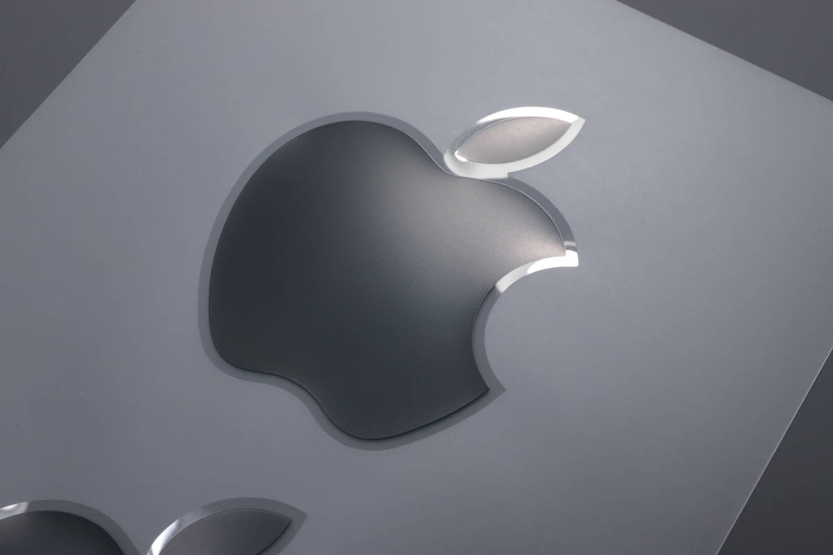 み★Apple MacBook Pro 16 付属 ステッカー 黒 ブラック クリア台紙 c_画像2
