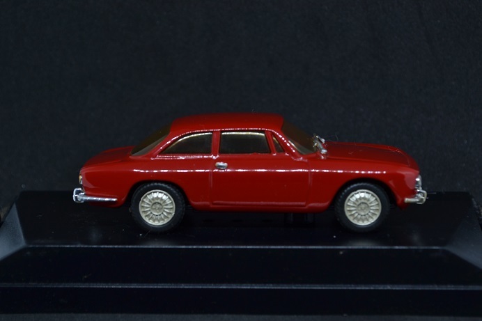 PROGETTO K 1/43 ALFA ROMEO GTV 2000 Stradale 1972 ROSSO PROGETTOK プロゲット アルファロメオ ストラダーレ ロッソ アンティーク 絶版_画像5