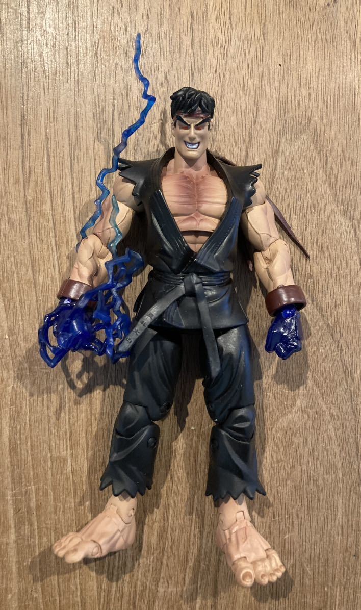 現状品 SOTA TOYS ストリートファイター アクションフィギュア Street Fighter 殺意の波動に目覚めた リュウ EVIL RYU B_画像1