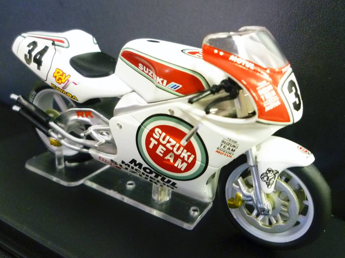 【未開封品】　1/24 スズキ RGV500 SUZUKI RGV 500 ケヴィン・シュワンツ #34 1993 MotoGP　ixo_画像4