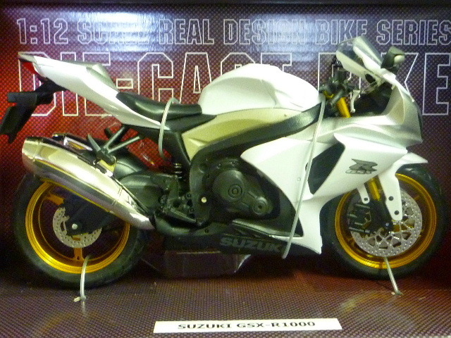 1/12 スズキ GSX-R1000 SUZUKI GSXR 1000 GSX R1000 2014 ☆鈴木自工　正規ライセンス商品 Joycity 完成品 ダイキャストバイク_画像4