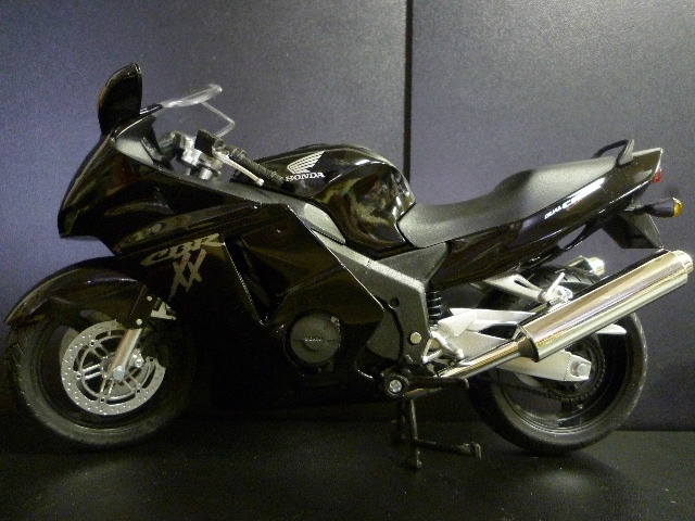 1/12 ホンダ CBR1100XX HONDA CBR1100 XX CBR スーパーブラックバード ＜ホンダ正規ライセンス商品＞ Joycity 完成品 ダイキャストバイク_サンプル画像