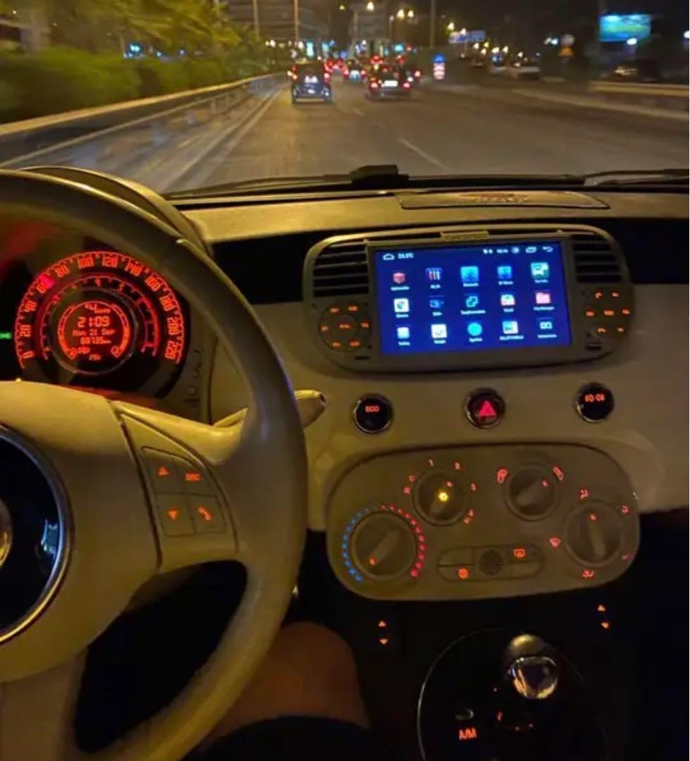 FIAT フィアット 500 ナビ スマホ連携 ミラーリング対応 android アンドロイド マルチプレーヤー_画像3