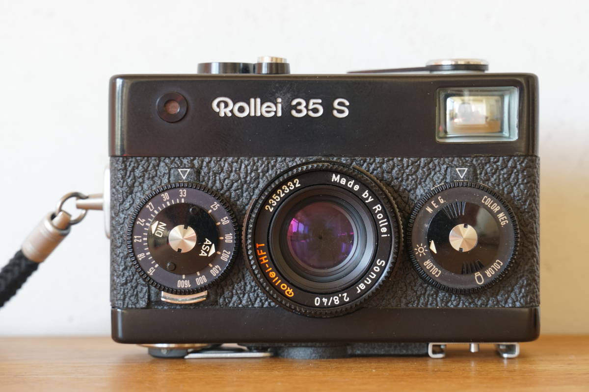 C56 Film Camera ◆　Rollei 35 S　Sonnar 2.8/40 ケース付　ローライ コンパクトフィルムカメラ　◆ 現状渡 ジャンク扱 特価スタート！_画像2