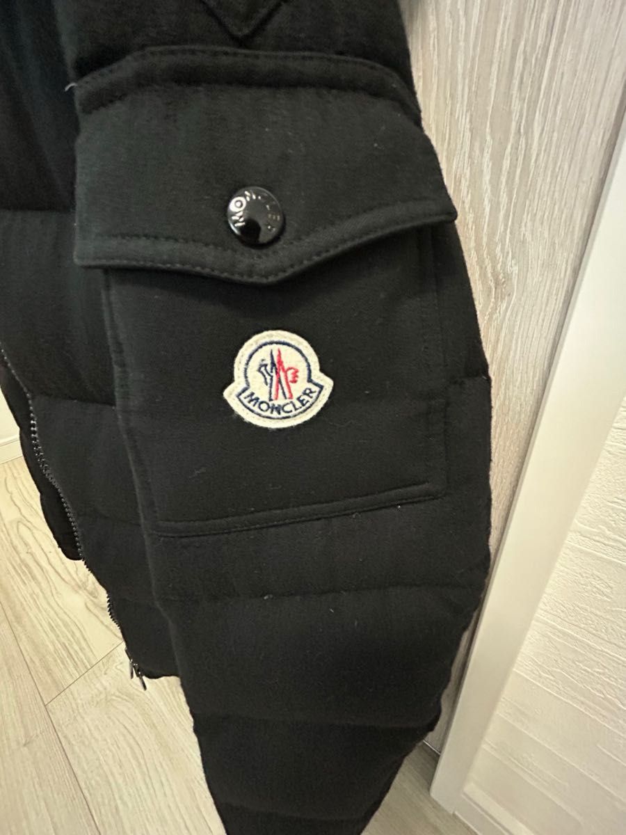 モンクレール MONCLER モンジュネーブル