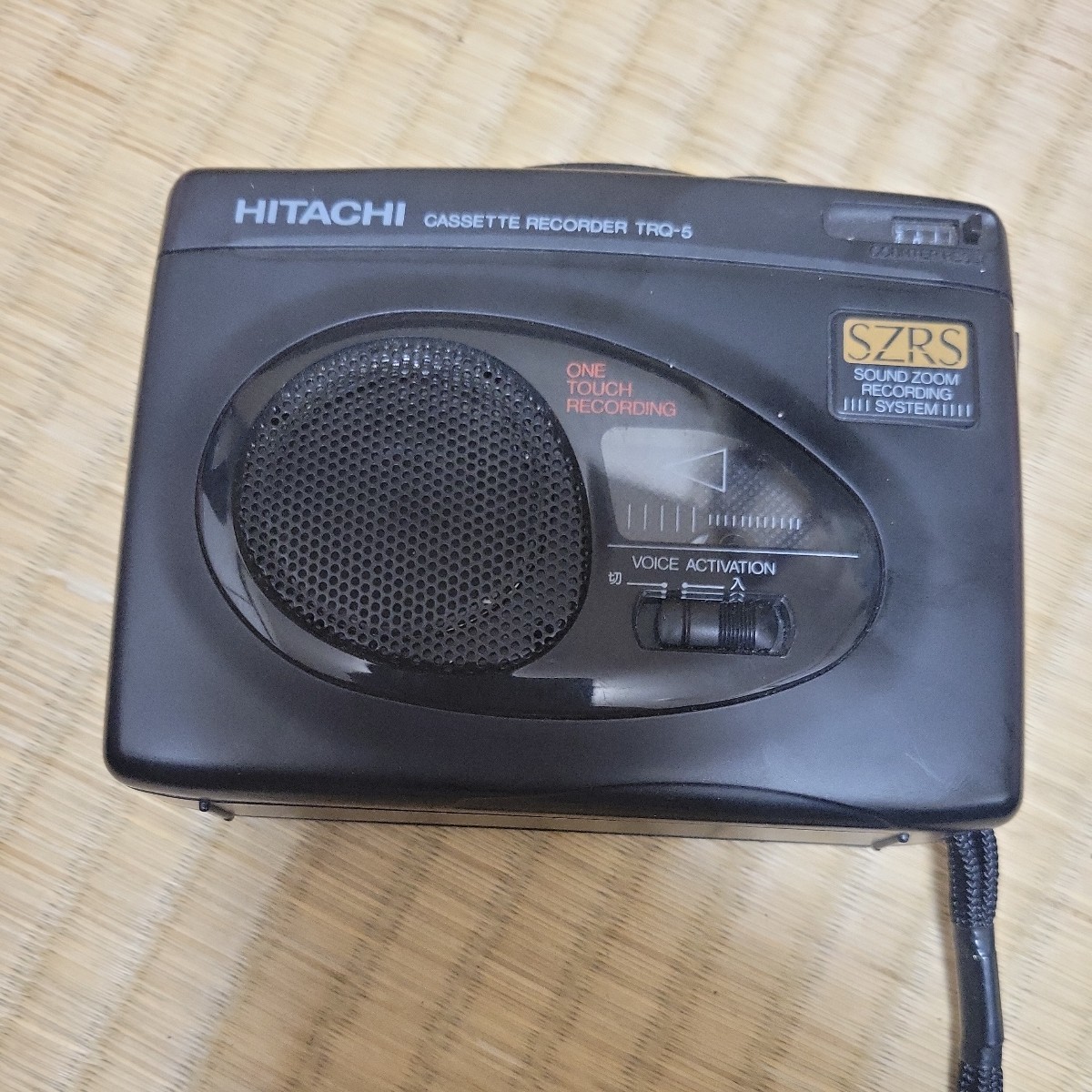 HITACHI 日立 TRQ-5 カセットレコーダー スピーカー内蔵 録音 _画像1