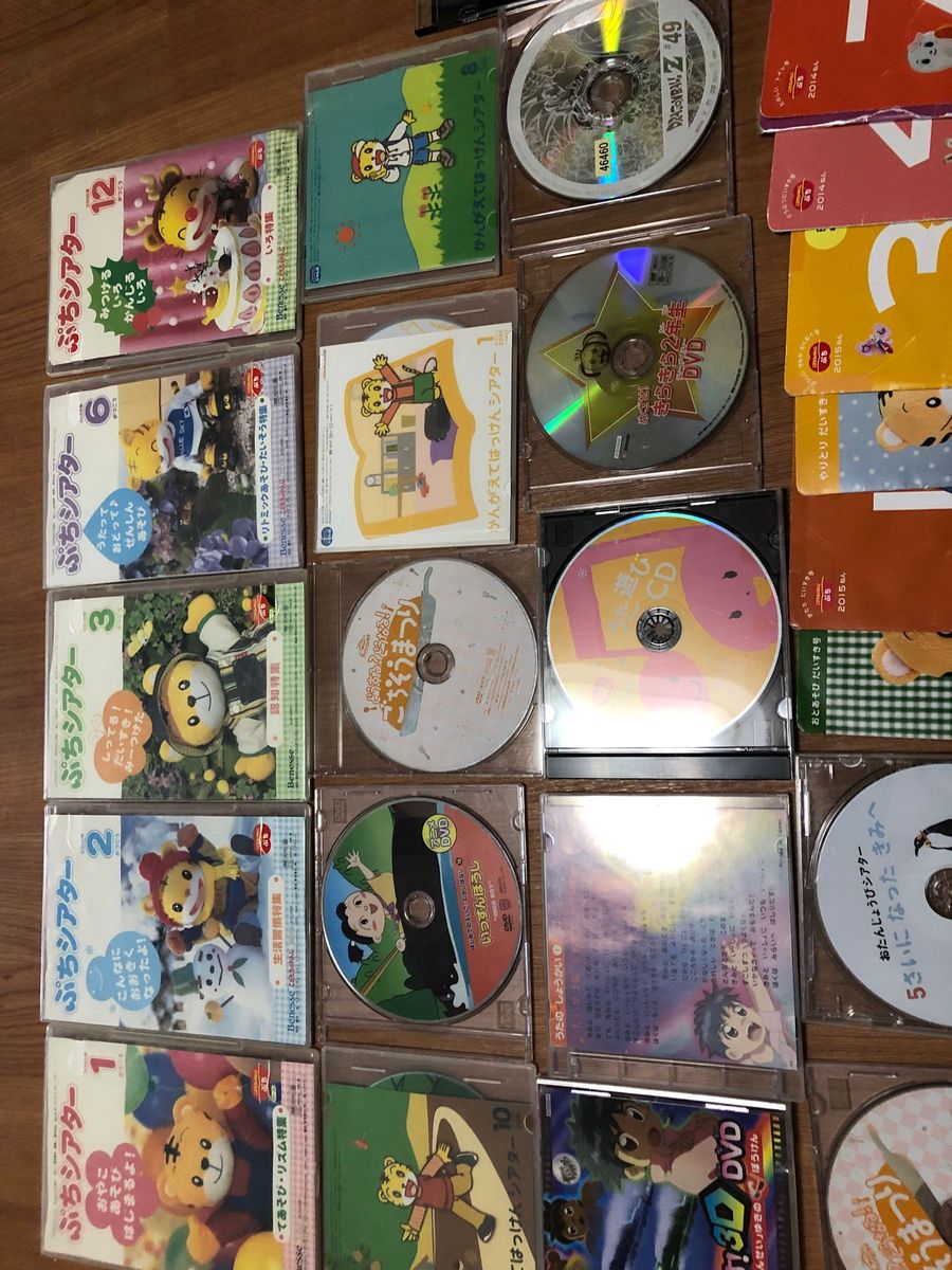 DVD 洋画 映画　子供の向いてDVD。　洋画19枚、子供のDVD・CD26枚。