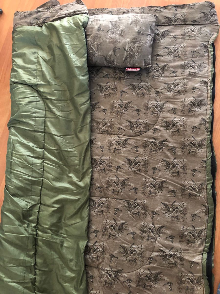 Coleman 寝袋 アウトドア スリーピングバッグ グランドシート 用品 テント マルチレイヤー　