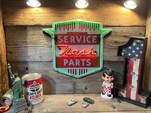 1円 新品 ガレージインテリアに最高 ダイカット エンボス メタルサイン Nash SERVICE PARTS ネオンプレート 男前インテリア 看板 アメリカ_画像1