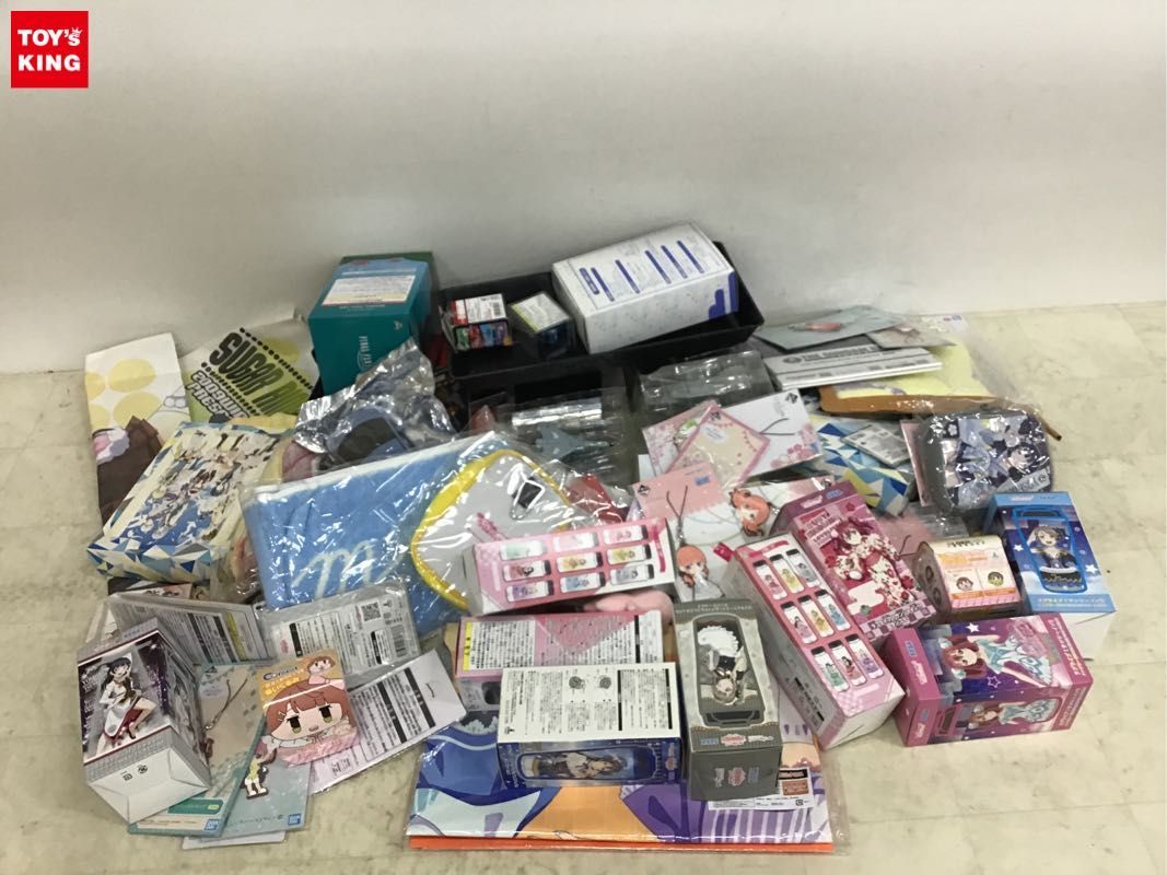 1円〜 同梱不可 ジャンク ラブライブ!サンシャイン!! タンブラー 黒澤ルビィ、五等分の花嫁∬ 最高の休日 アクリルスタンド 二乃 他_画像1