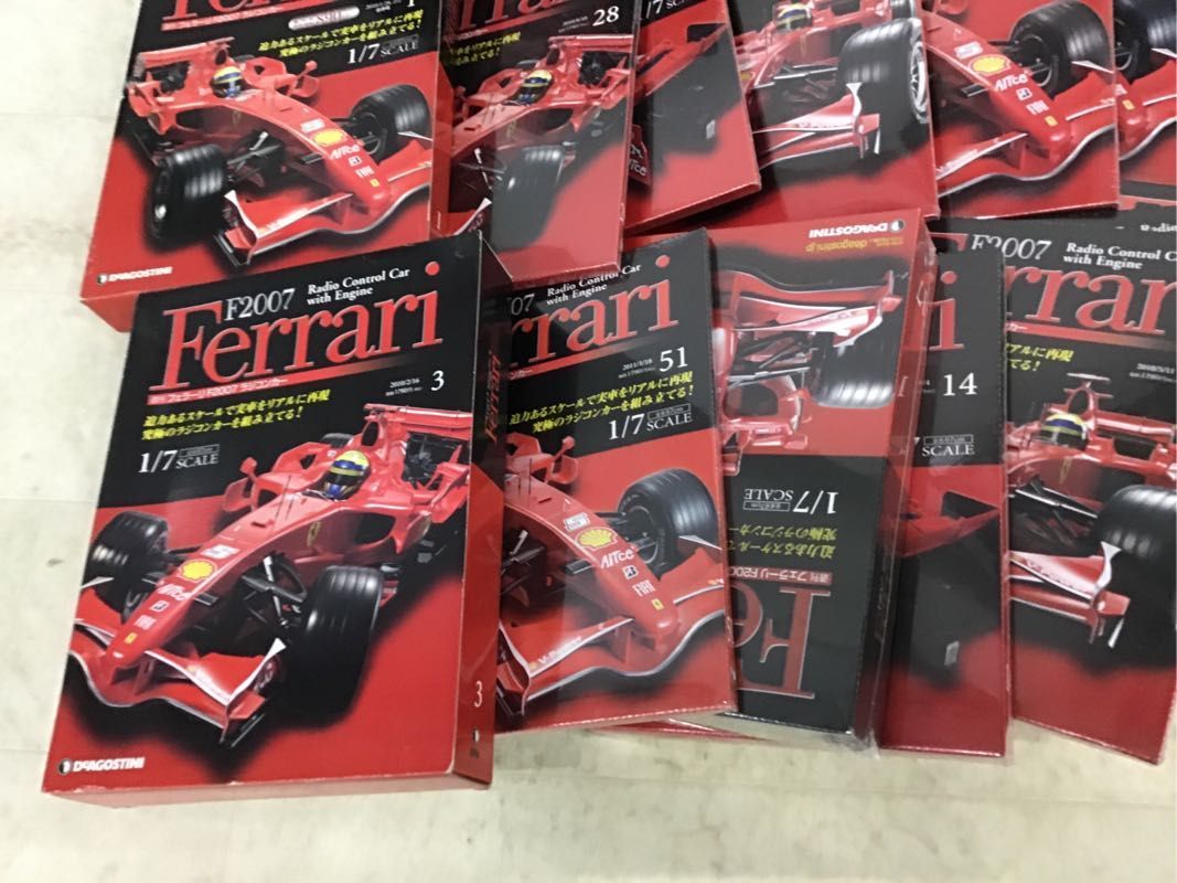 1円〜 同梱不可 ジャンク デアゴスティーニ 週刊 フェラーリF2007 ラジコンカー 50、46巻 他_画像5