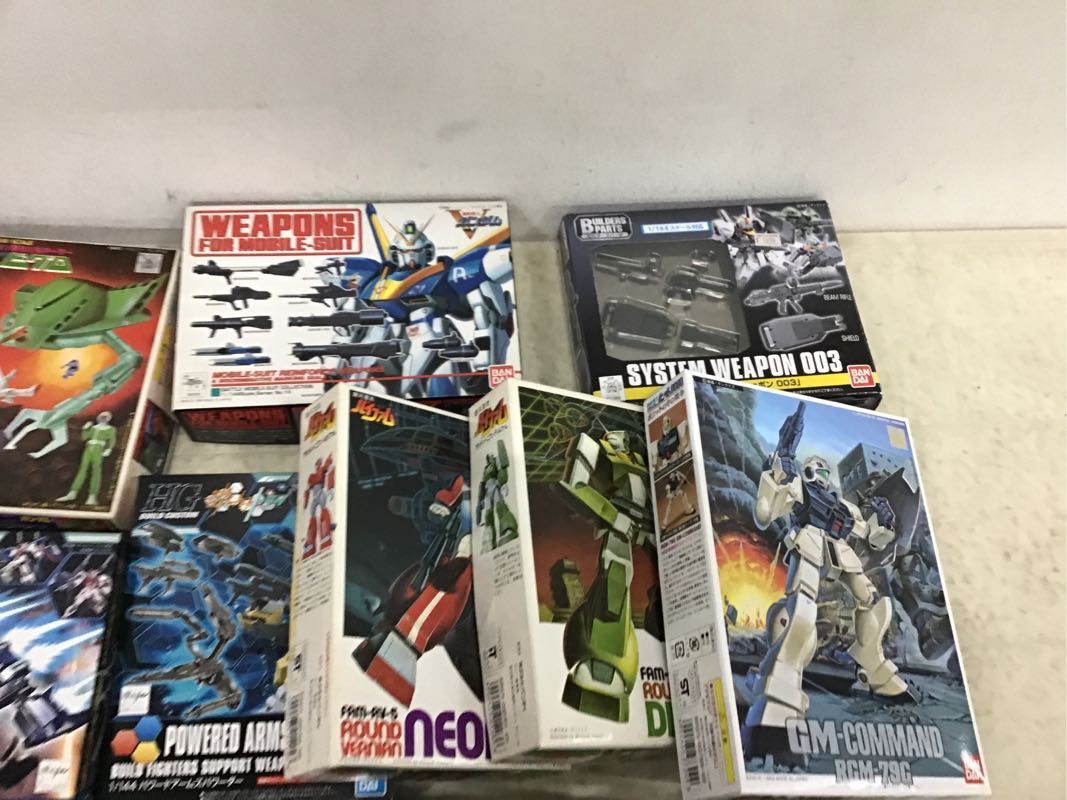 1円〜 同梱不可 ジャンク 1/144等 ストライクガンダム 、機甲戦記ドラグナー ドラグナー3型リフター装着タイプ他_画像2