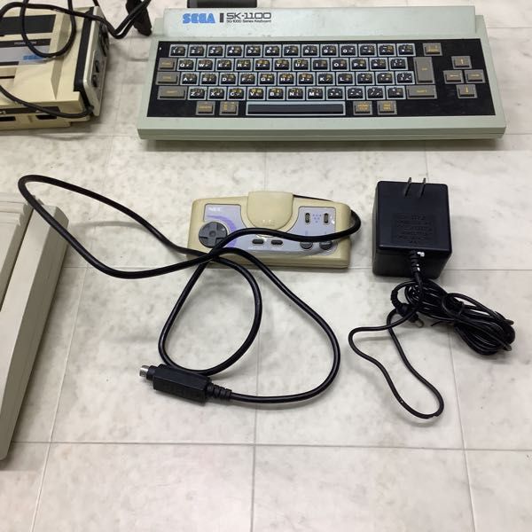 1円〜 訳あり NEC PCエンジン DUO-R 本体、SEGA SK-1100 SG-1000シリーズキーボード 等_画像5