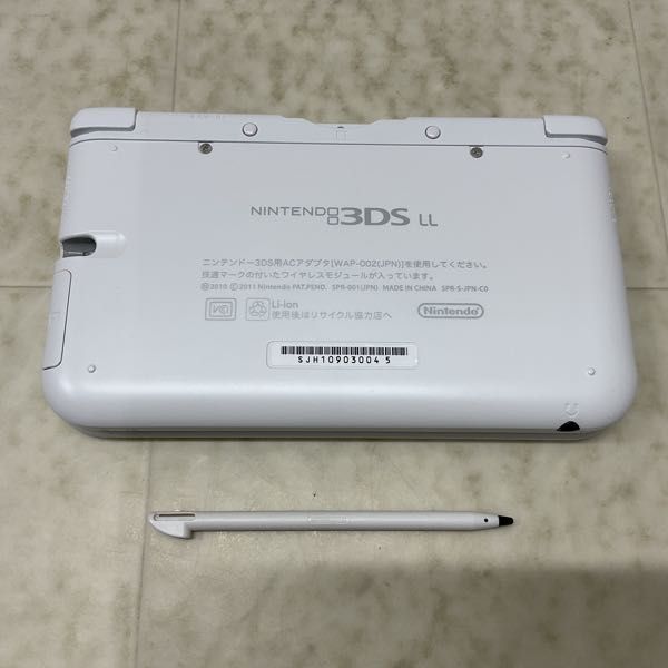 1円〜 動作確認/初期化済 箱無 ニンテンドー3DS LL SPR-001(JPN) 本体 ディズニー マジックキャッスル マイ・ハッピー・ライフ モデル_画像3