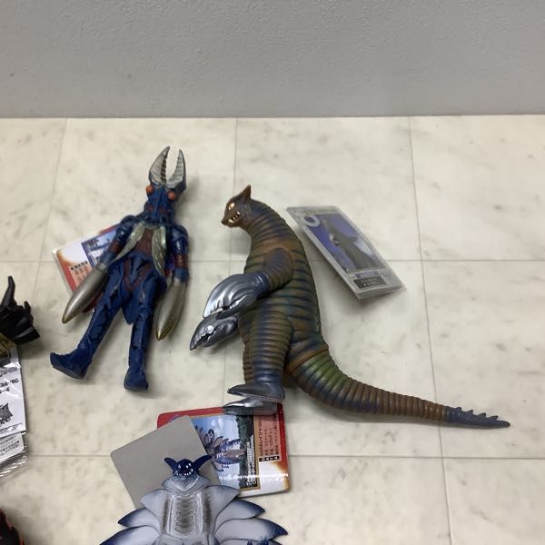 1円〜 ウルトラ怪獣シリーズ ゾグ 第二形態、スーパーグランドキング スペクター 等_画像3