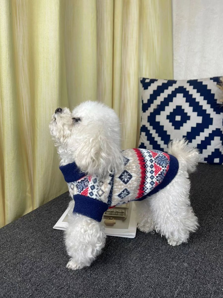 秋冬新作ドッグウエア犬服猫服ペットウェアふわふわ柔らかい暖かいセータートレーナー