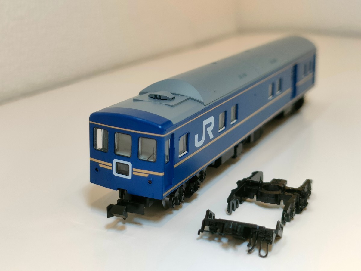 TOMIX マニ24 500 新品未使用 台車枠・ダミーカプラー付き /92792 JR 24系25形特急寝台客車(夢空間北斗星)セットばらし 2023年ロット_画像1