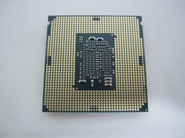 CPU intel XEON E3-1225 V5 3.30ＧＨz SR2LJ 動作品_画像2