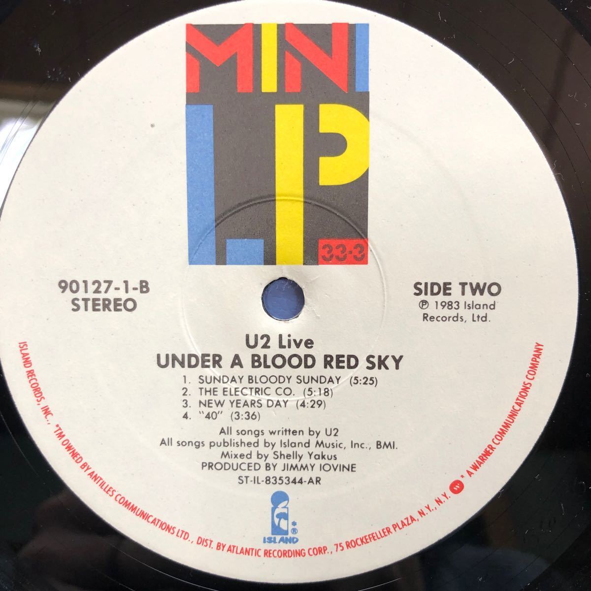 V LP U2 Live Under a Blood Red Sky レコード 5点以上落札で送料無料_画像4