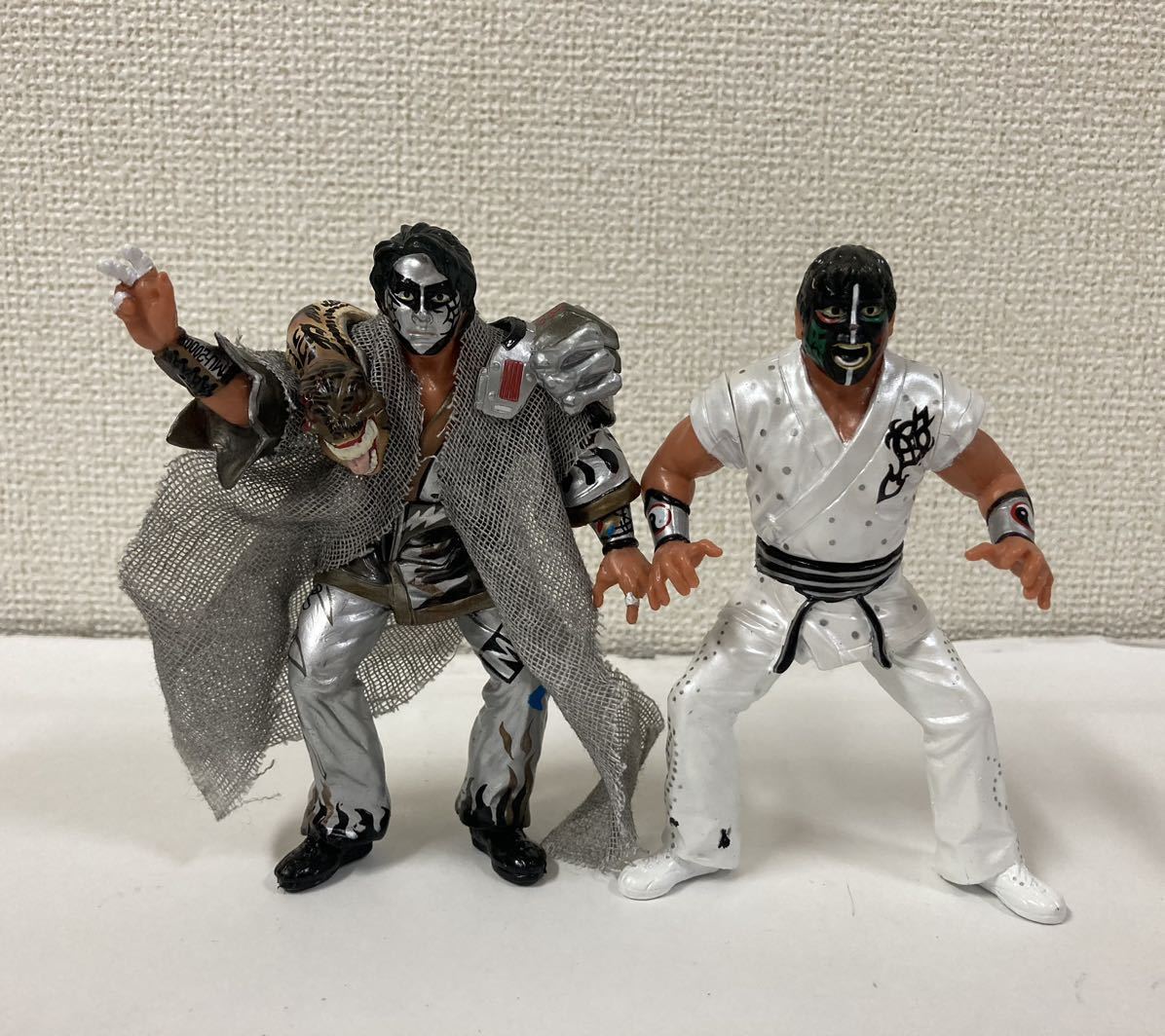 中古 新日本プロレスリング グレートムタ フィギュア セット 欠品あり デラックスフィギュアコレクション_画像1