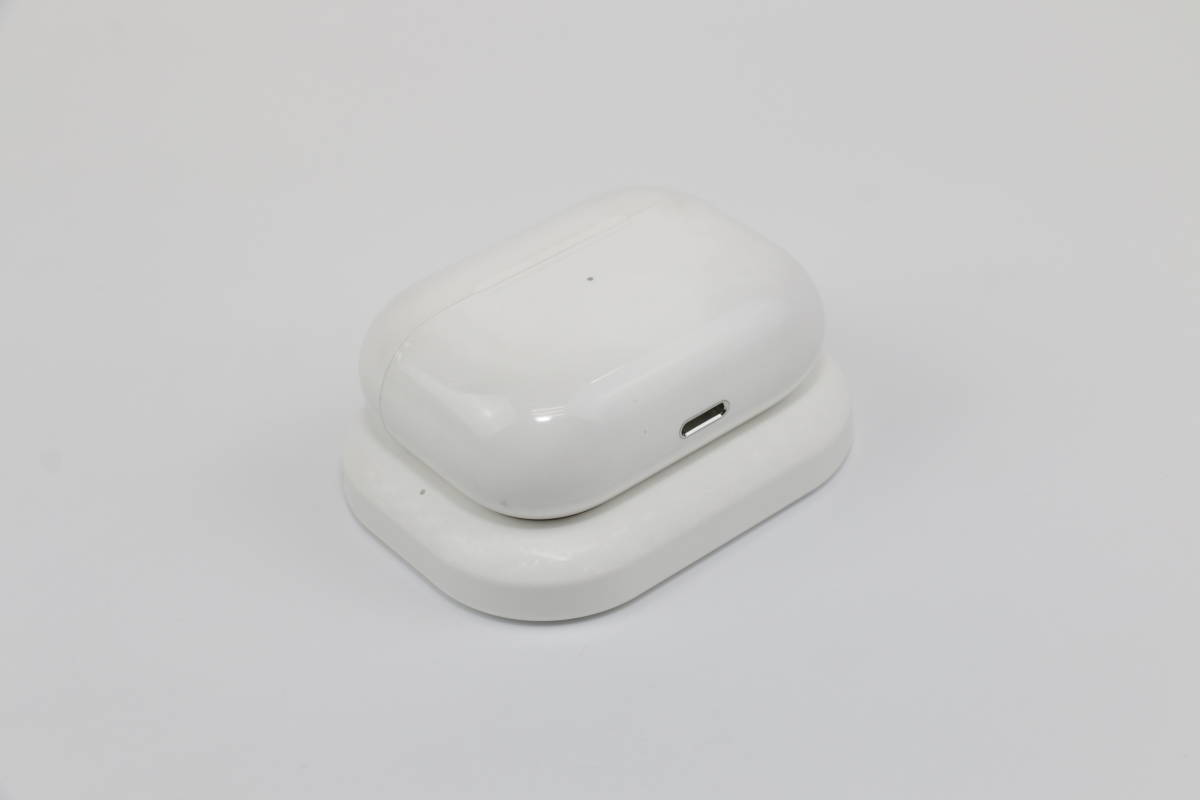 AirPods,AirPodsPro,Pro2　用ワイヤーレス充電器 　QI充電器　ACC-2020-J072-5_画像1