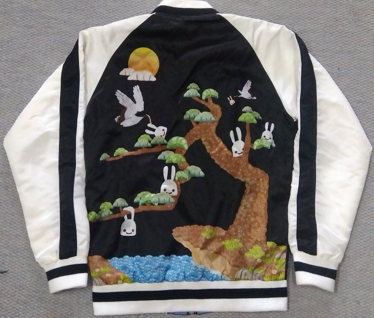 レア CUNE キューン リバーシブルスカジャン ウサギ柄 size1(S レア CUNE キューン リバーシブルスカジャン ウサギ柄 size1(S