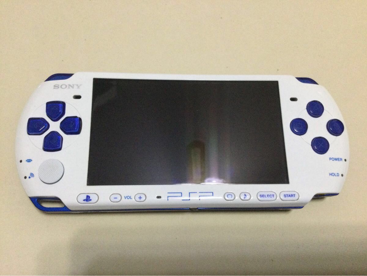 PSP 3000 ホワイトブルー 本体セット！ ※メモリースティック欠品