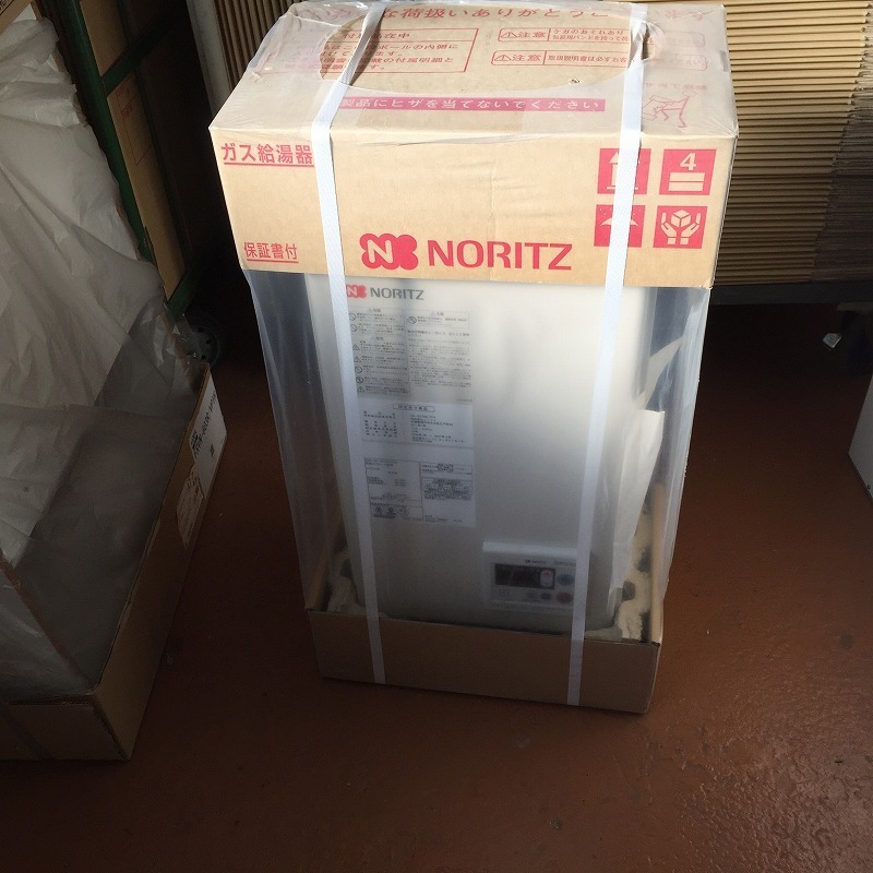 ☆即納OK!未使用新品!NORITZ GQ-1637WS-FFA ノーリツ 16号 ガス給湯器 LPガス用 屋内壁掛・強制給排気形 オートストップ【B0122K2】