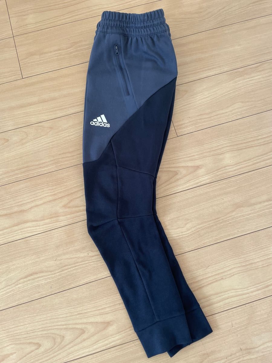 adidas トレーニングパンツ リサイクル素材 MENS XS