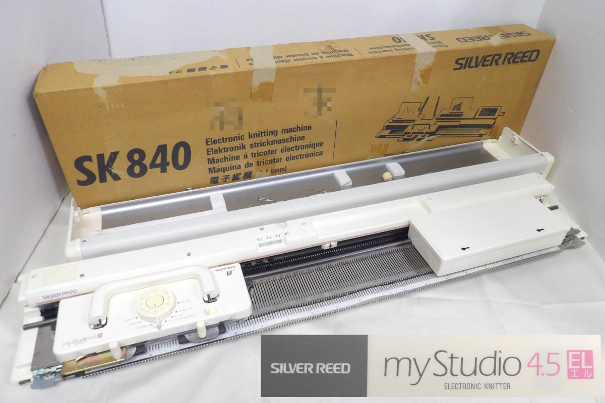 【よろづ屋】シルバーリード マイスタジオ SILVER REED SK840 my Studio 4.5EL 電子編機 編み機 ハンドクラフト 編み物 箱あり(M1118-160)_画像1