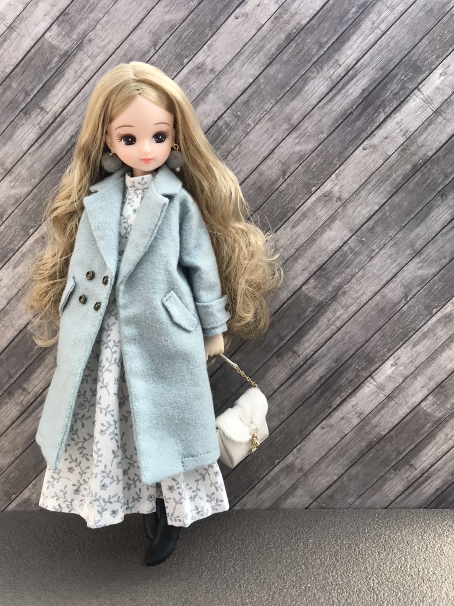 ＊Soran＊ リカちゃん　お洋服セット　ハンドメイド　アウトフィット　チェスターコート　ワンピース　イヤリング　バッグ_画像4