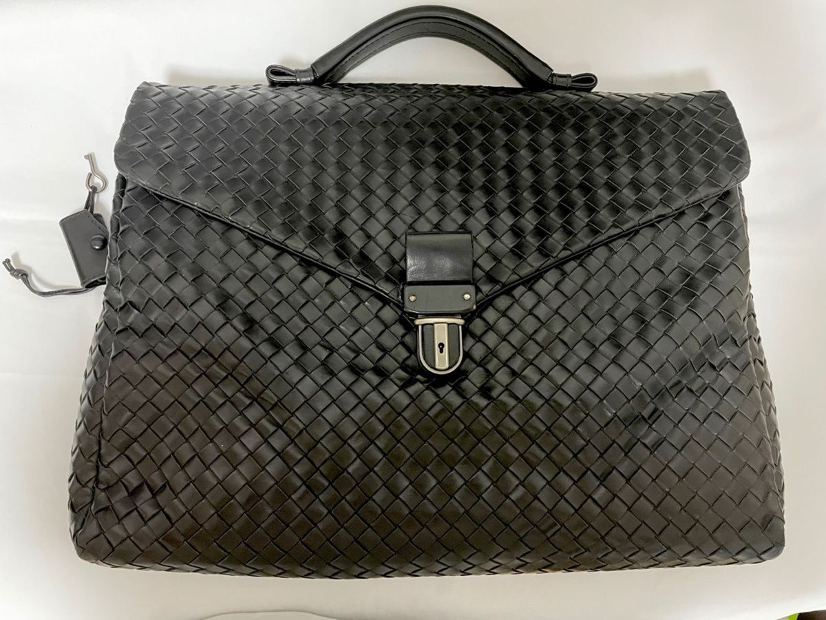 美品 ボッテガヴェネタ ビジネスバッグ ブリーフケース イントレ 美品 ボッテガヴェネタ ビジネスバッグ ブリーフケース イントレ