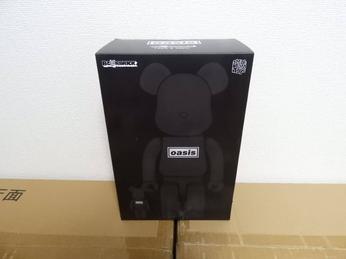 未開封　OASIS × BE@RBRICK　BLACK RUBBER COATING 100% & 400%　ベアブリック　管理番号 0017-165