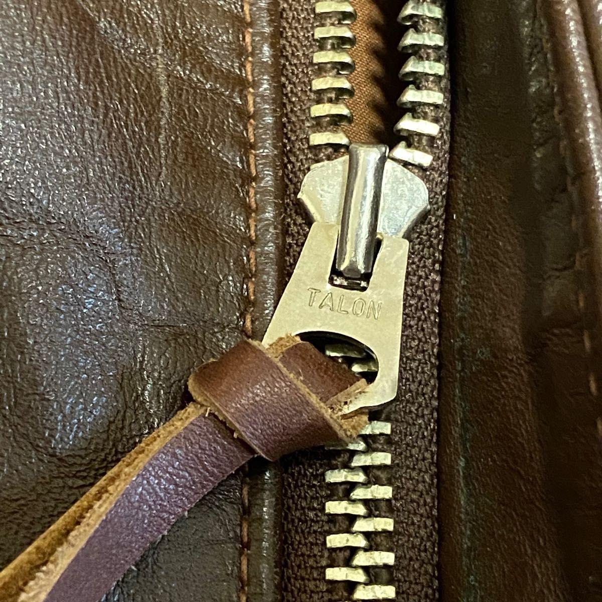 美品】ロストワールド A2 フライトジャケット J A DUBOW社 米国 美品】ロストワールド A2 フライトジャケット J A DUBOW社 米国