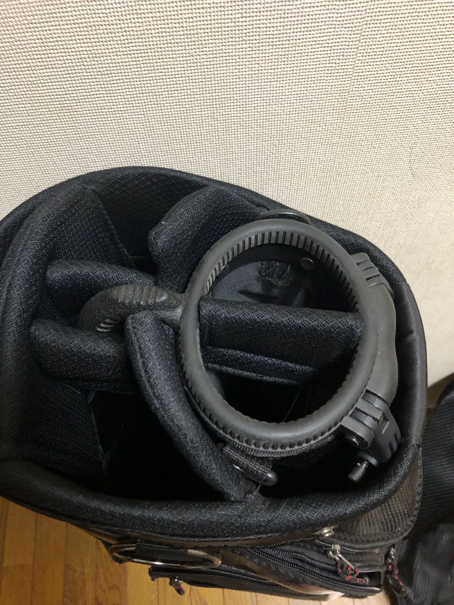 スリクソン セルフスタンドバッグ内蔵キャディバッグ『GGC-S139L スリクソン セルフスタンドバッグ内蔵キャディバッグ『GGC-S139L