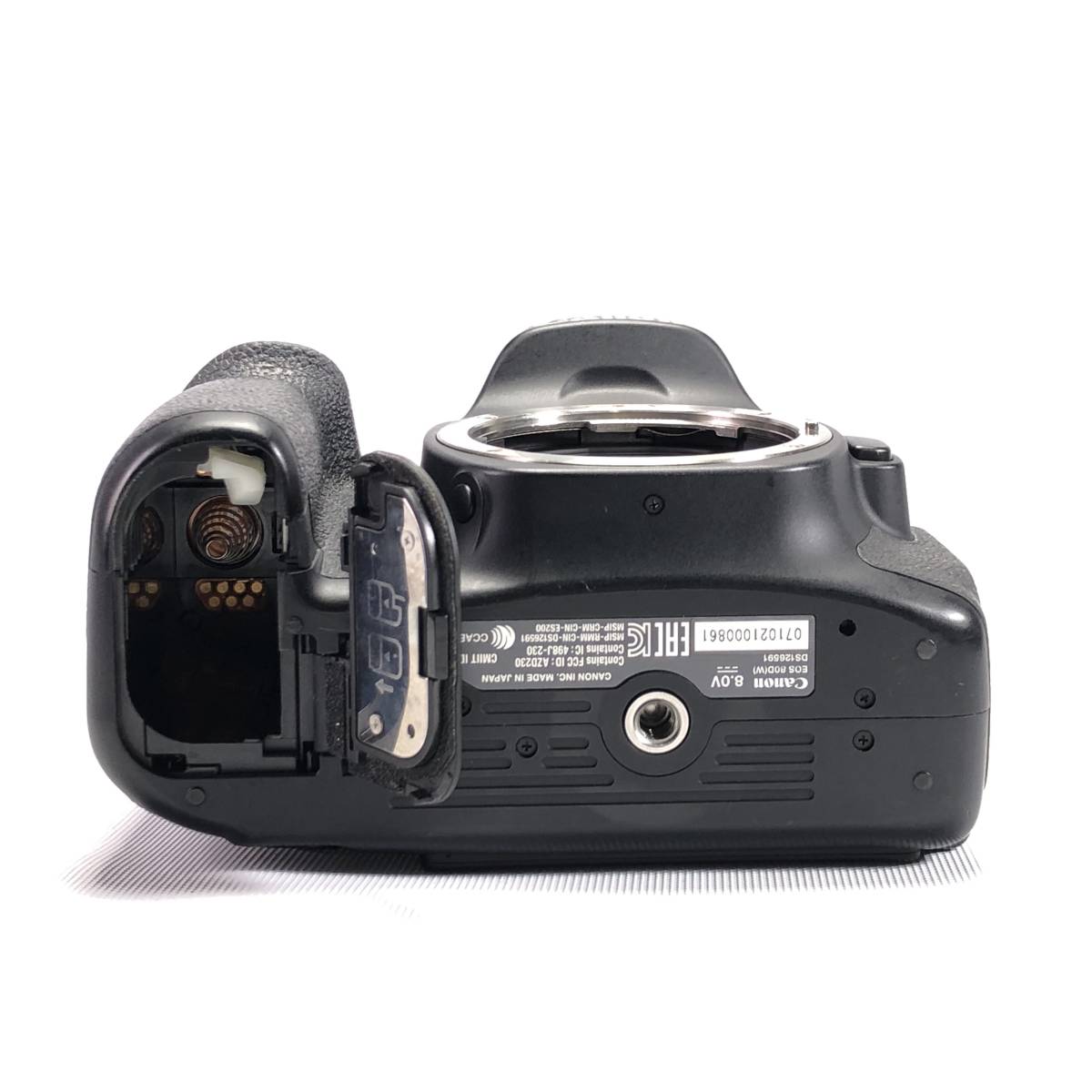1スタ Canon EOS 80D + 18-135mm F3.5-5.6 IS USM キヤノン デジタル 一眼レフ カメラ 動作OK 良品 1円 ヱOA4_画像8
