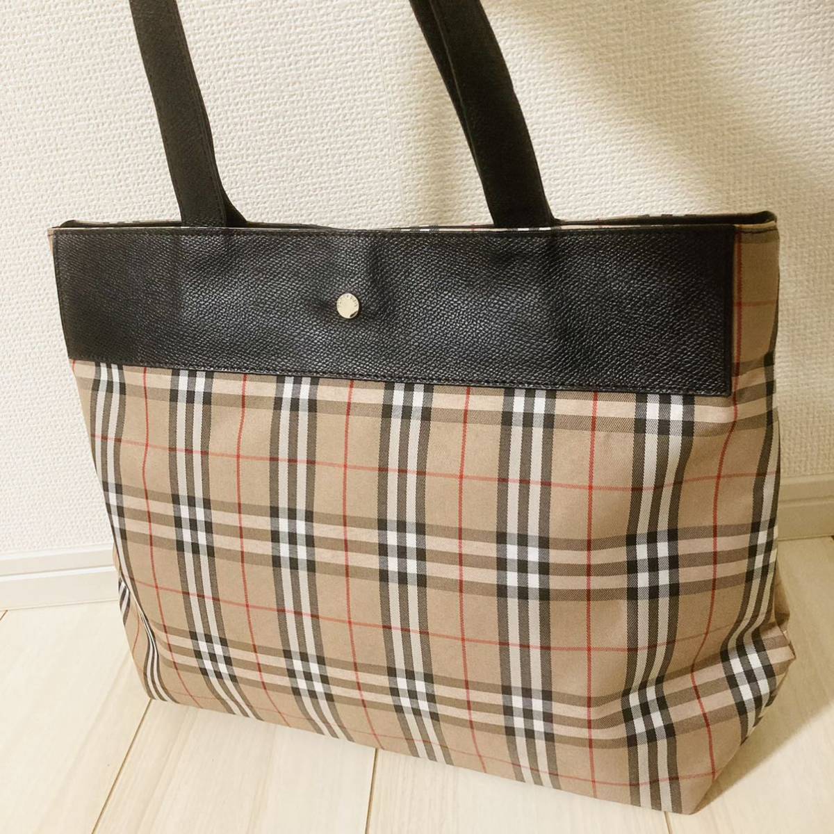 ★美品★ BURBERRY バーバリーロンドン ハンドバッグ トートバッグ ハンドバッグ ノバチェック キャンバス A4収納可能 ブラウン BR 茶色_画像1