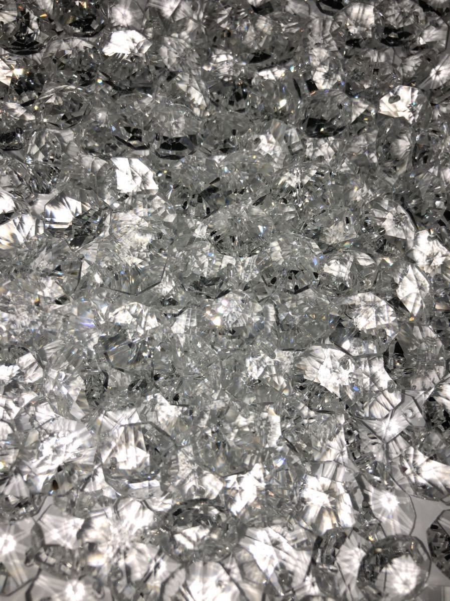 シャンデリア用2穴14ｍｍビーズ1000個クリスタル ガラス製 クリアカラー デコトラ プロフィア ギガ クオン ゴールドリング1000個付き_画像1