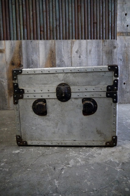  antique US trunk case [gobt-27] inspection America /USA/1950 period rom and rear (before and after) / aluminium stencil / military relation /USN/USMC/ interior furniture 